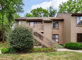 93 Lookout Ridge Dr #24U, Columbus, IN 47201