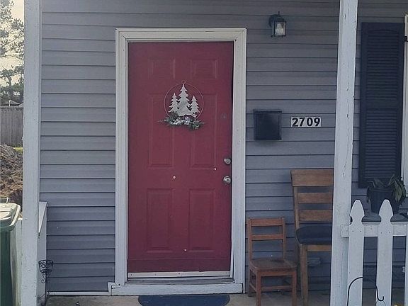 2nd image of 2709 Q St