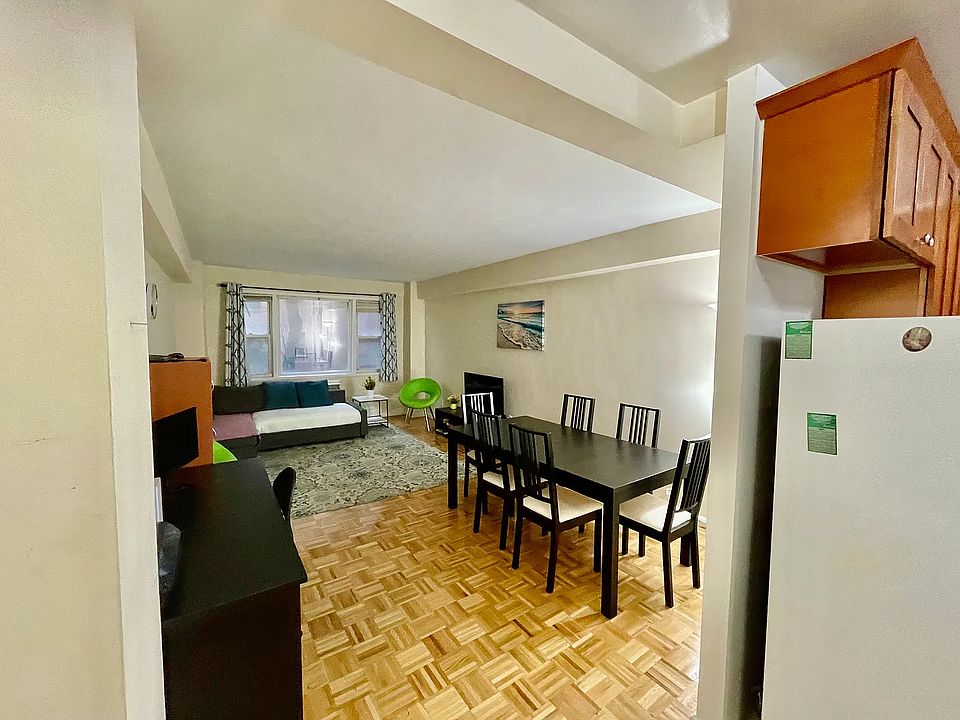 1st image of 160-10 89th Ave APT 2G