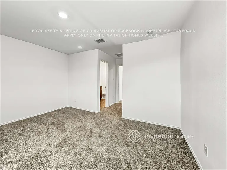3218 Crestone Dr — Photo 9