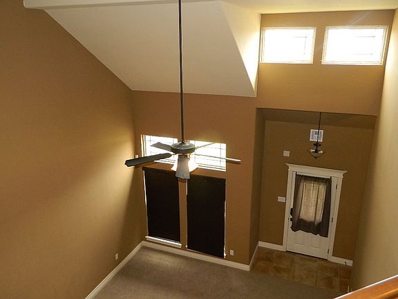 5th image of 7912 SW Powell Ct