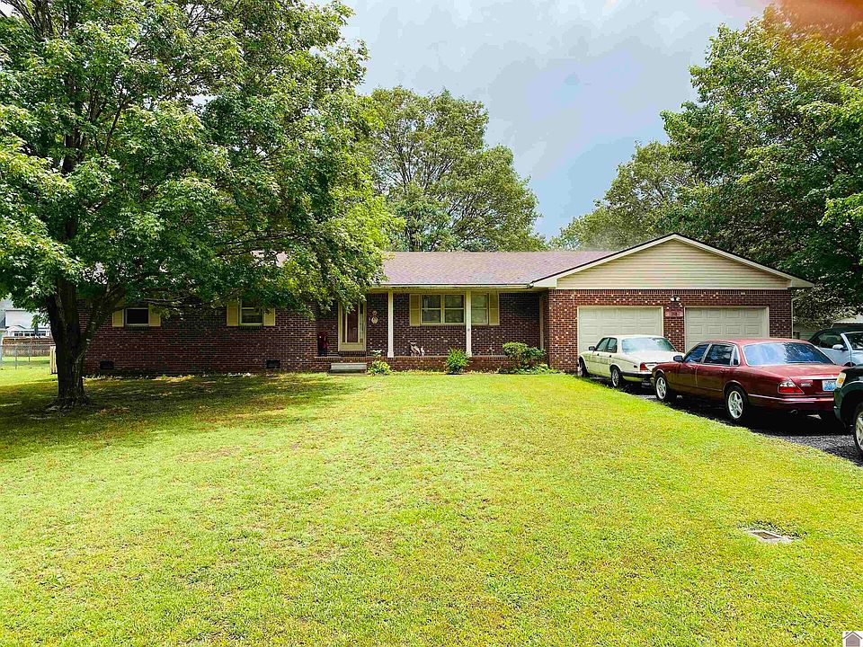 1st image of 220 Oaks