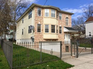 557 Beach St, Orange, NJ 07050