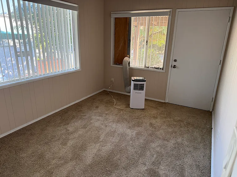 8040 La Jolla Shores Dr #E — Photo 16