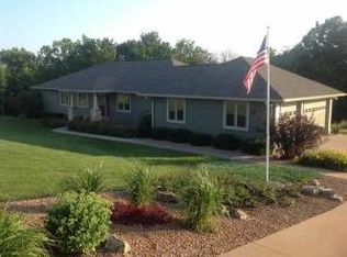 W3971 Joey Ln, La Crosse, WI 54601