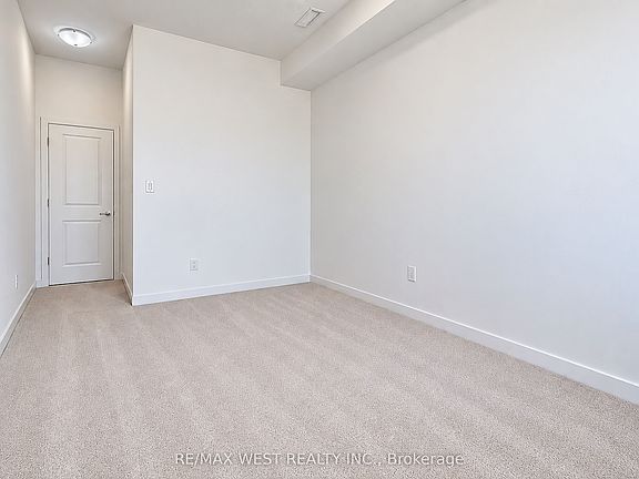 3rd image of 227 Monarch Ave