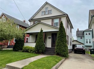 982 W Hopocan Ave, Barberton, OH