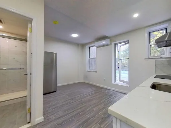 954 3rd Avenue image 3 of 13