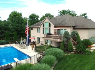 31 Arrowhead Dr, Coldwater, MI 49036