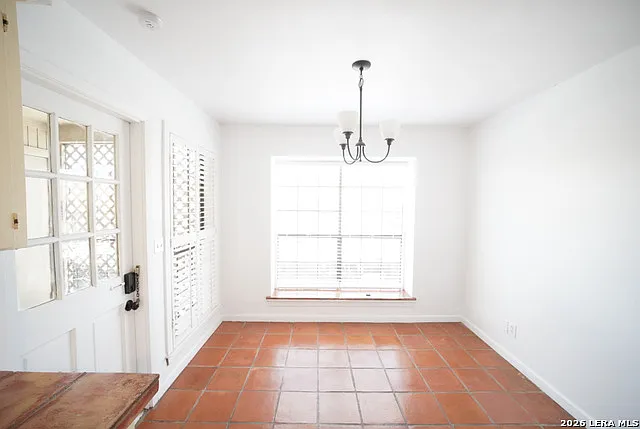 7926 Broadway #102 — Photo 4