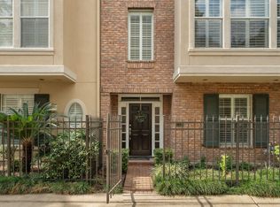 2196 Bancroft St, Houston, TX 77027