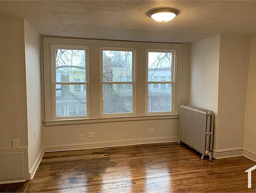 222 Wright Ave — Photo 6