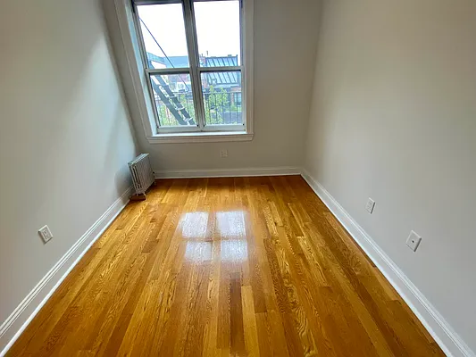 Rented by J PRESTON AND ASSOCIATES INC | media 6