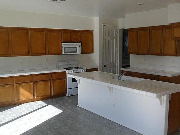2nd image of 27175 Bark Ln