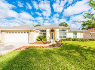 9 Phoenix Ln, Palm Coast, FL 32164