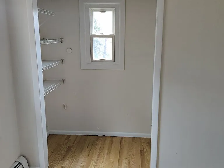 12 Rowan St — Photo 6