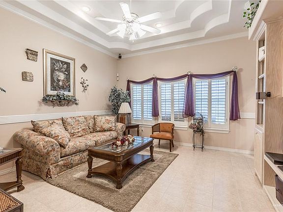 3rd image of 616 Ponciana Dr