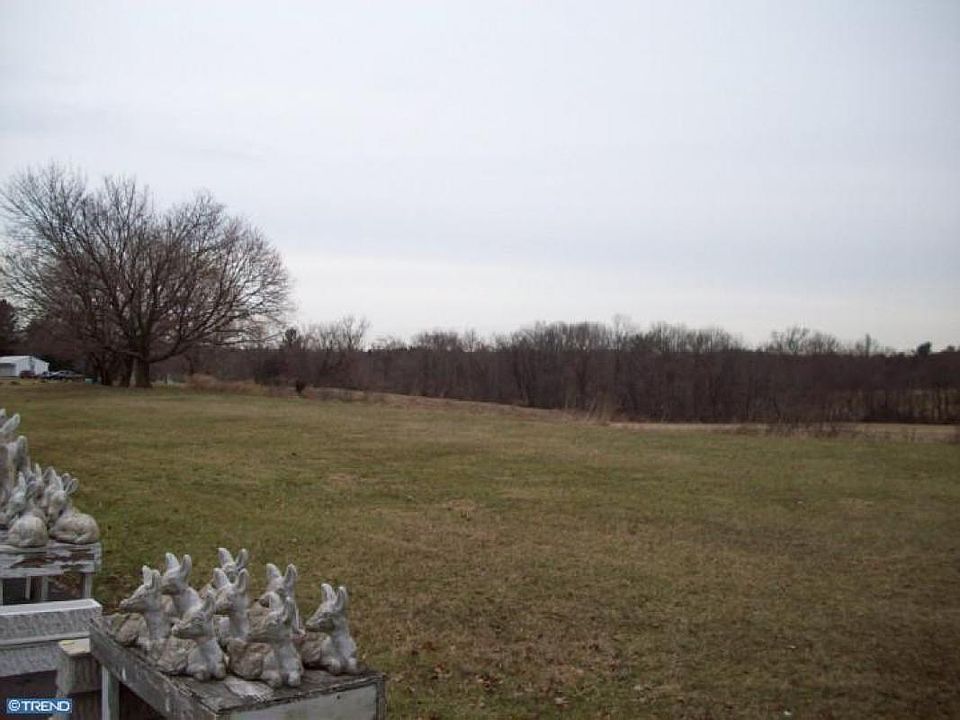 2nd image of 2333 Route 309