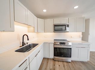 94-1058 Awanani St, Waipahu, HI 96797
