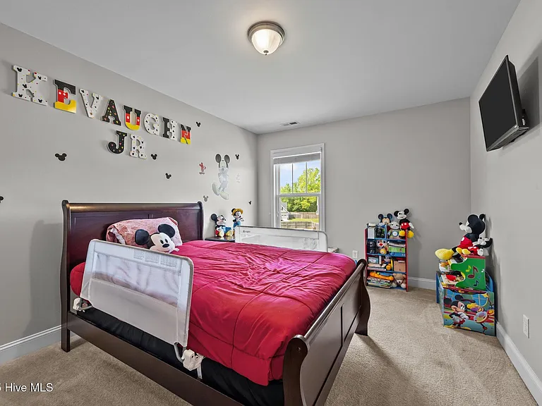 112 Moss Creek Dr — Photo 32
