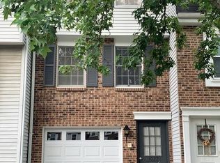 1027 Cottonwood Ct, Cranberry Township, PA 16066