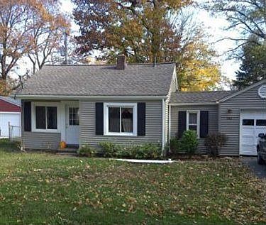 1st image of 243 S Point Dr