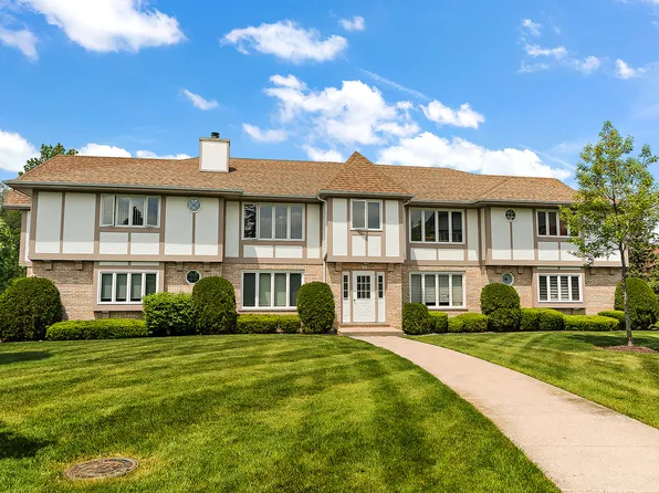 5 Saint Moritz Dr Unit 101, Palos Park, IL 60464