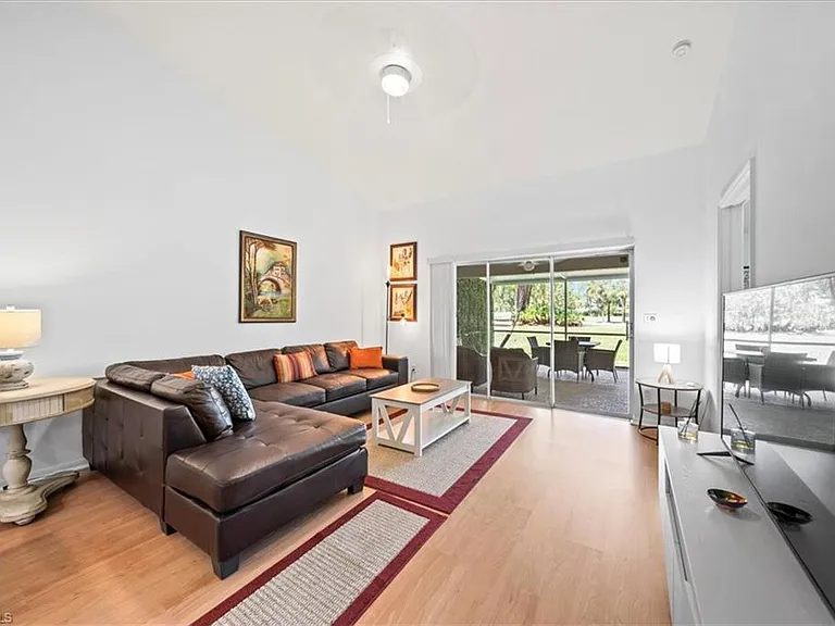 627 Saint Andrews Blvd — Photo 21