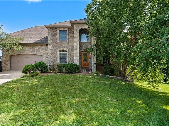 3rd image of 2589 Pascoli Pl