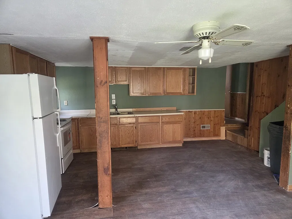 Cozy 2-Bed Home in Chazy, NY with Single-Family Comfort — Photo 3