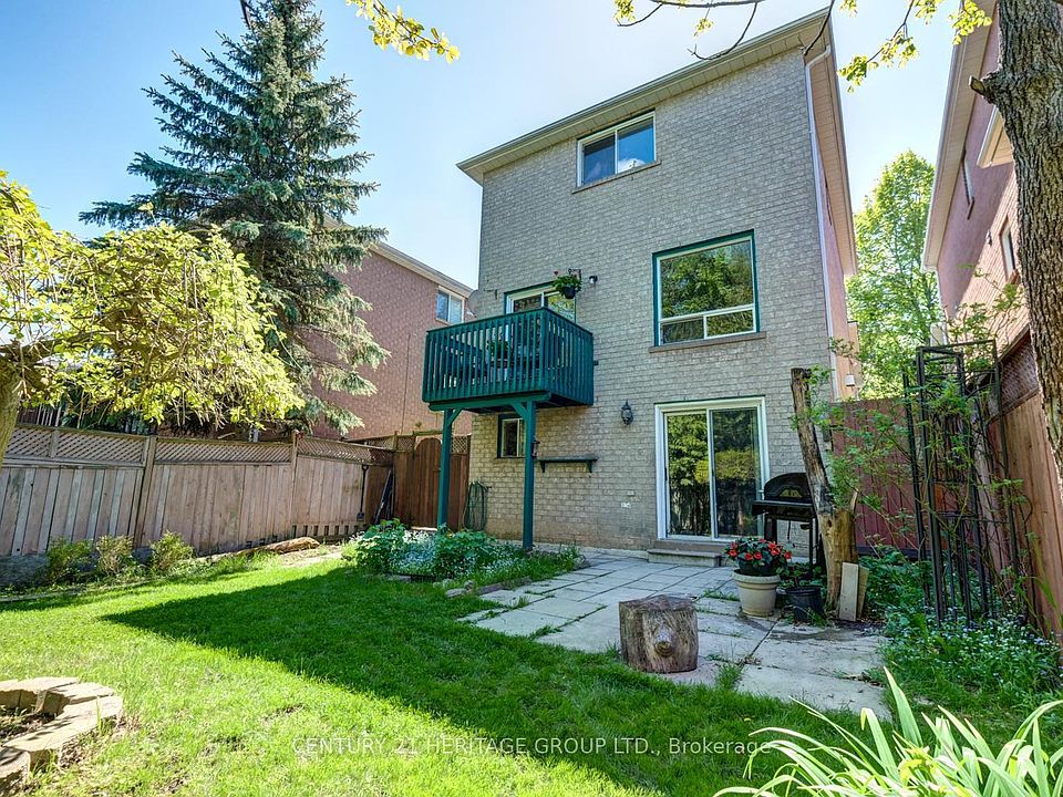 1st image of 431 Carruthers Ave