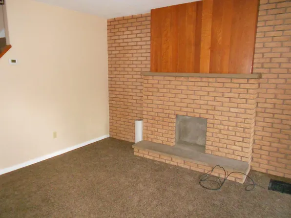 2839 Crosby Ave, Pittsburgh, PA 15216