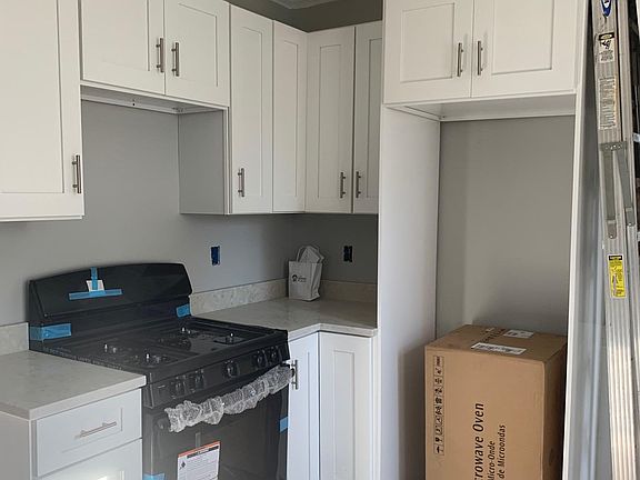 5th image of 35 Massachusetts Ave #1