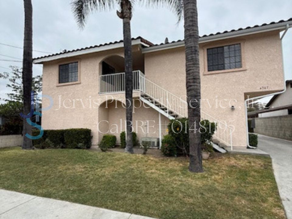 Front of unit/building