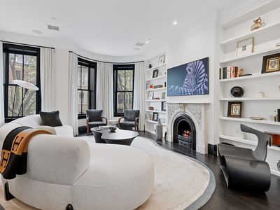 8 Rutland Sq #2, Boston, MA, 02118