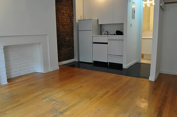 Rented by Sky Management | media 59