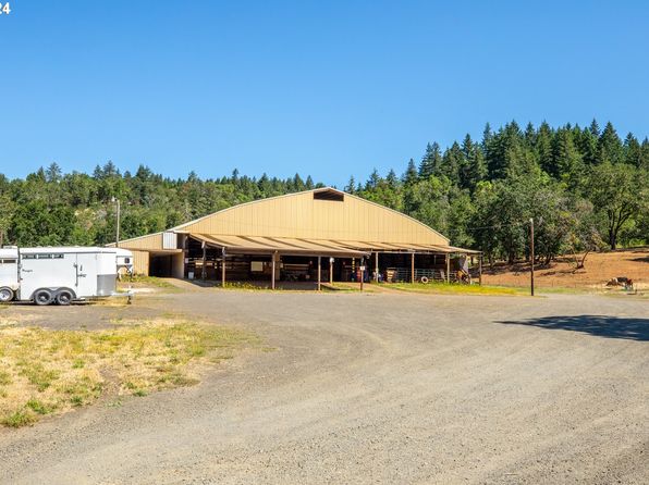 3739 Highway 138 W, Oakland, OR 97462