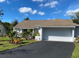 10705 Greenbriar Ct, Boca Raton, FL 33498