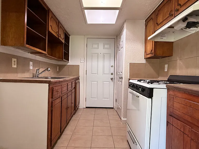 626 Edgedale Dr — Photo 28