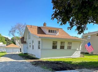220 E Spring St, Manly, IA 50456