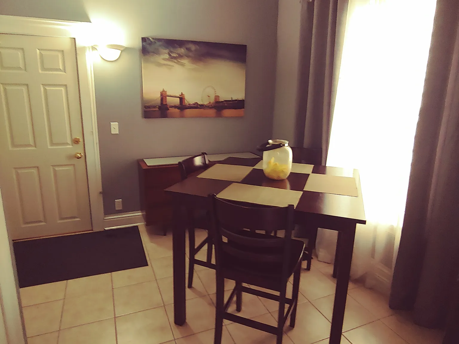 1 bed, 700 sqft, $1,600 — Photo 4
