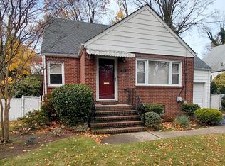 850 Broad St, Teaneck, NJ 07666