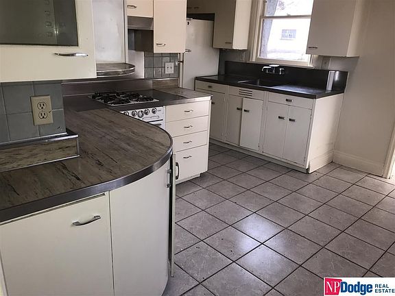 3rd image of 3820 S 24th St