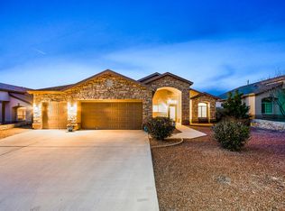 329 Phil Hansen Dr, Canutillo, TX 79835