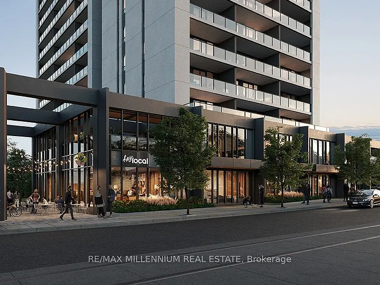 741 King St W #413 — Photo 2