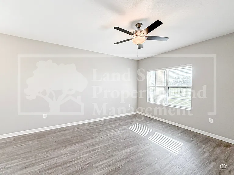 3376 Cup Dr #1 — Photo 8