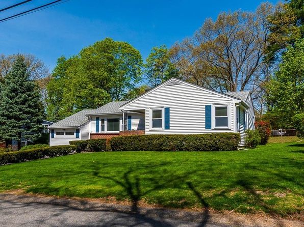 211 Adams St, Dedham, MA 02026