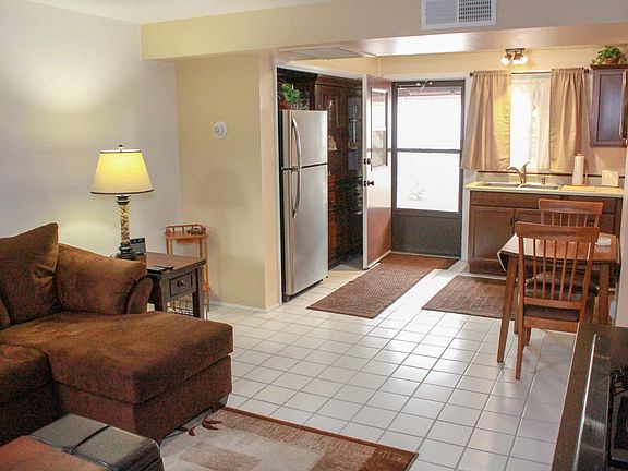 4th image of 364 S Paseo Aguila
