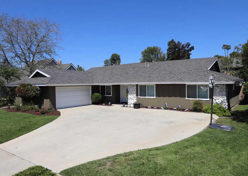 1st image of 3606 N Mountclef Blvd