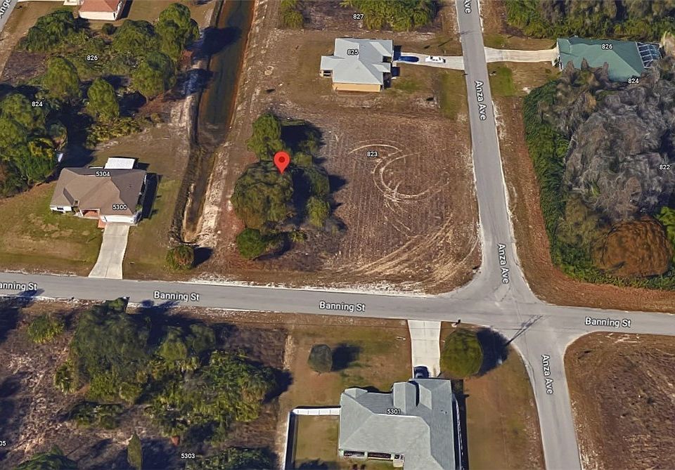 2nd image of 5302 Banning St